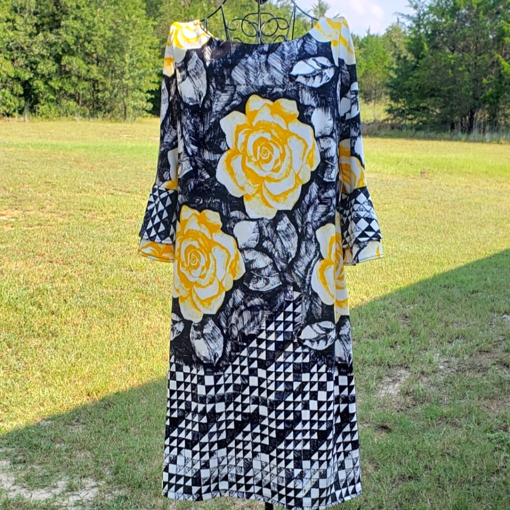 NWT Black White and Yellow Midi Dress